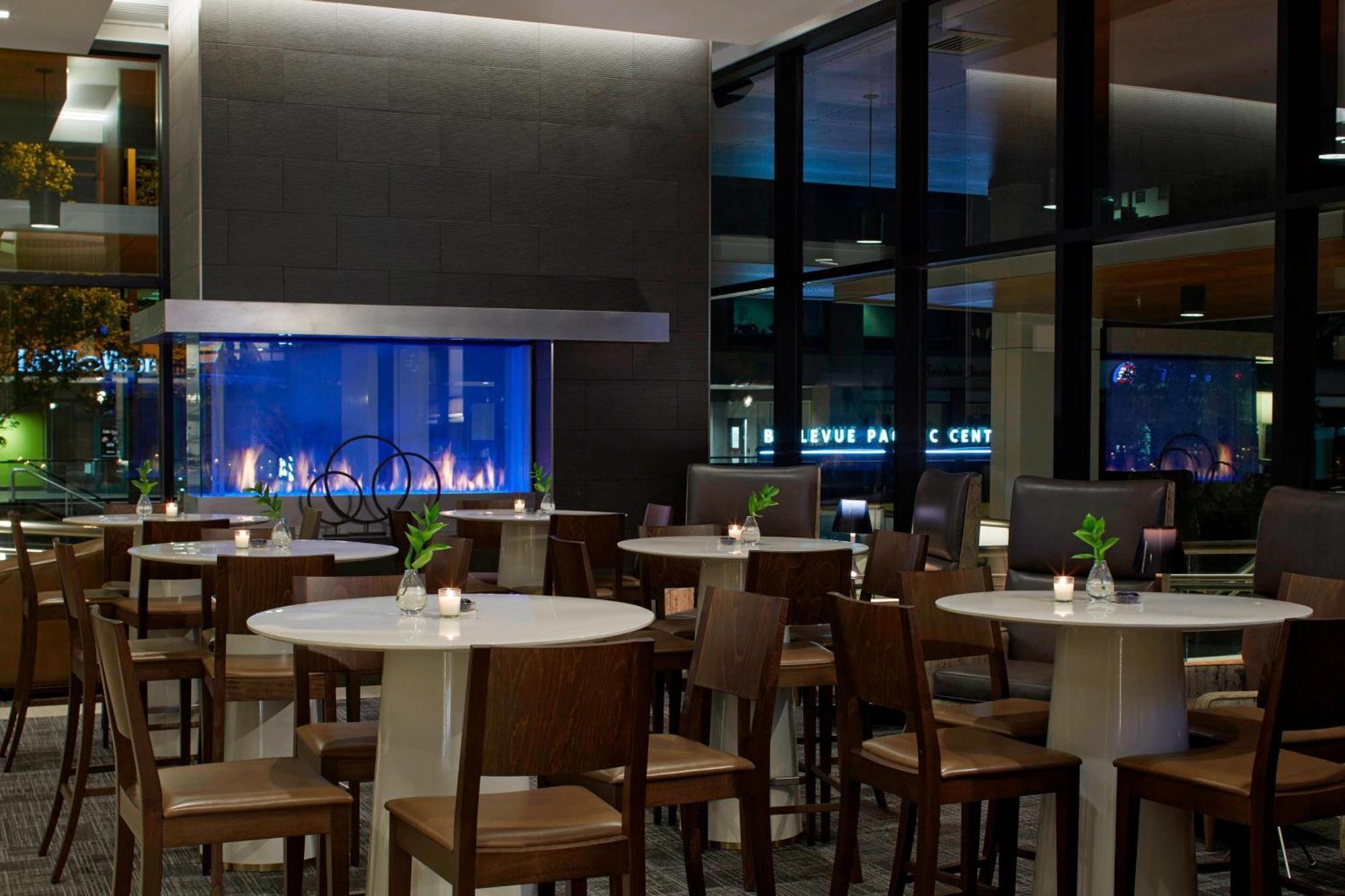 Ac Hotel By Marriott Seattle Bellevue/Downtown Экстерьер фото