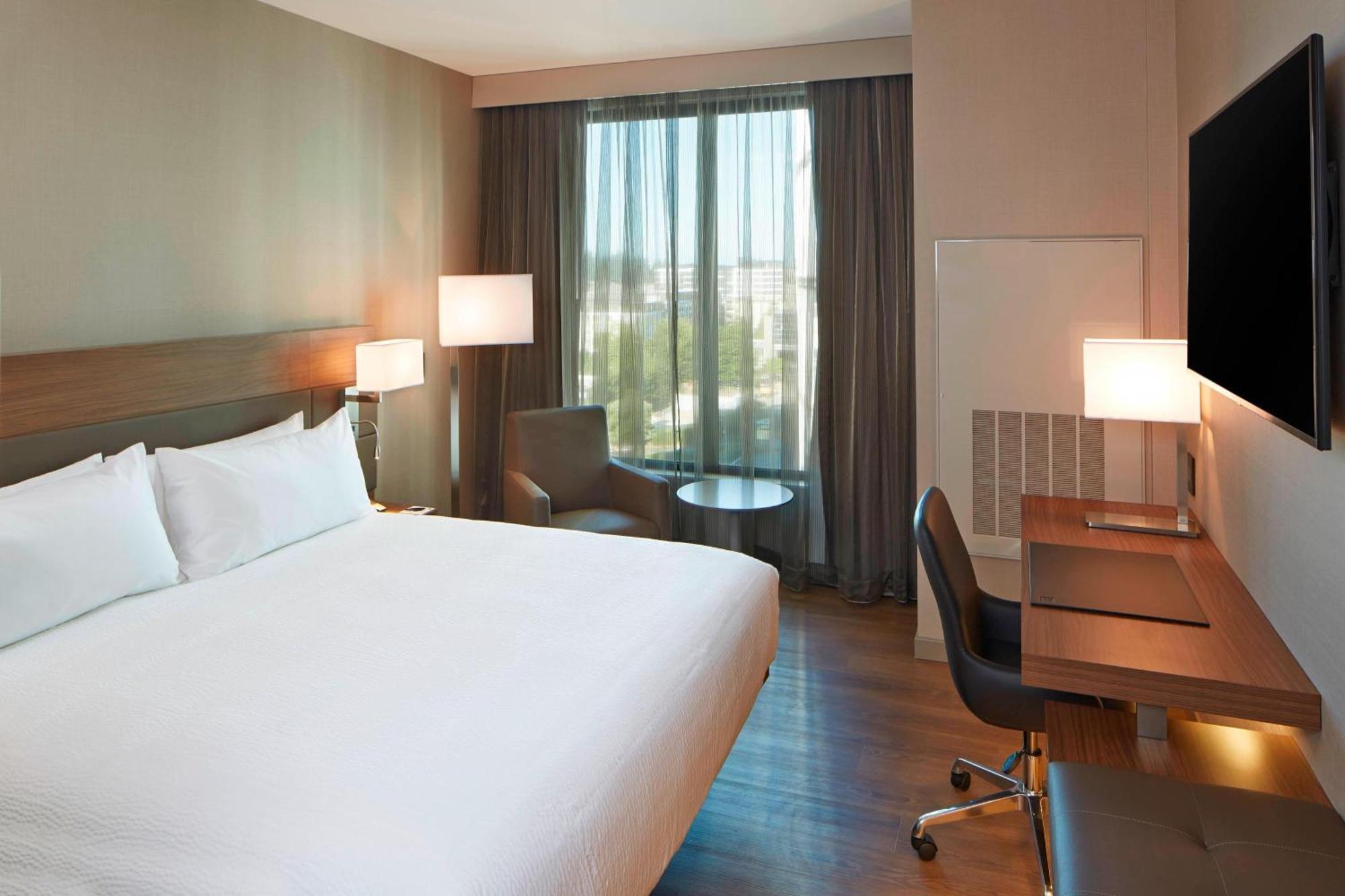 Ac Hotel By Marriott Seattle Bellevue/Downtown Экстерьер фото
